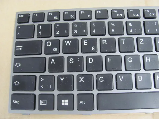 номер1033-1 клавіатура робоча з підсвіткою CP629211-04 CP629211-01 CP629211-03 для Fujitsu LifeBook  Fujitsu Lifebook E733 E734 E743 E744 U745 E546 E547 E544 E736 E746 T725 T726 оригінал З аукціону