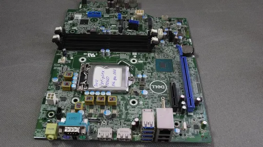 Купити материнская плата DELL Optiplex 7060 SFF (s1151, Intel chipset Q370, 4xDDR4, M2.PCIE, M2.WLAN, Deskt