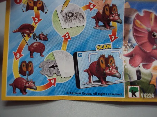 Фигурка киндер сюрприз VV224 Ferrero животные Трицератопс динозавр №18612л З аукціону