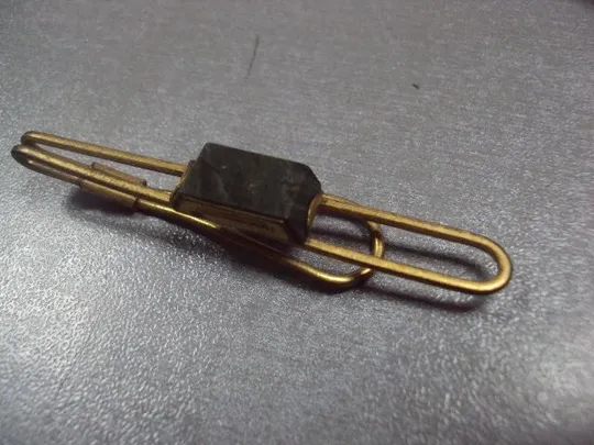 Зажим для галстука минерал ссср позолота №10106 Характеристики
