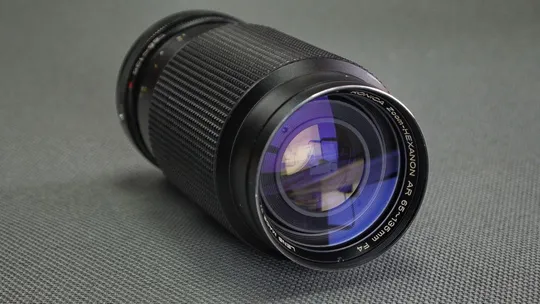 Об'єктив Konica AR телеобъектив Zoom-Hexanon 65-135mm/4.0 Ф55мм Japan Вживане З аукціону