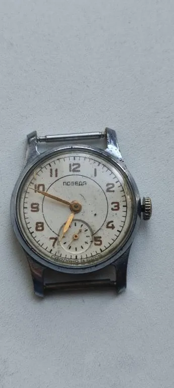 Часы Победа  СССР  50-е годы рабочие,но ход не стабильный pb852 Продаж