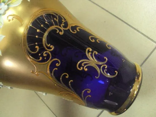 Ваза цветочки чешское стекло богемия №487п Недорого