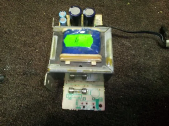 ТРАНСФОРМАТОР ЖИВЛЕННЯ від відеомагнітофона на платі Ціна