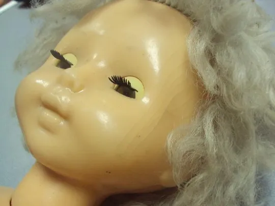 кукла ссср Тая Донецк пластмасса битые пятки и носочки, по руке и лицу паутинка №926 Недорого