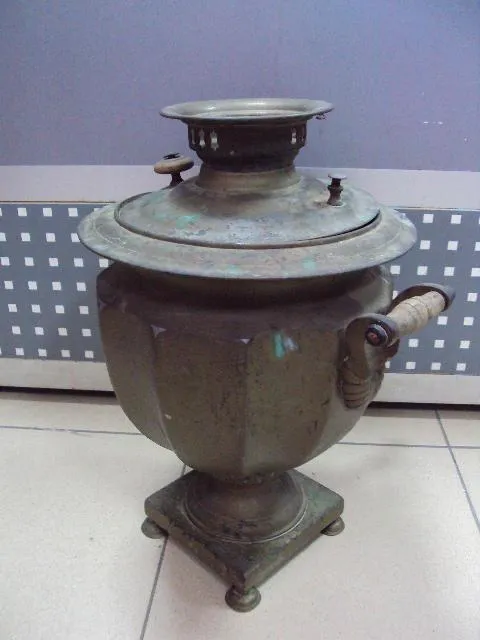 Самовар чашей Ермилова ваза с гранями латунь высота 39 см №11835 З аукціону