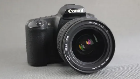 Canon EF, EF-S светосильний объектив Sigma 28-70mm/2.8 EX Apherical Ф77mm З аукціону