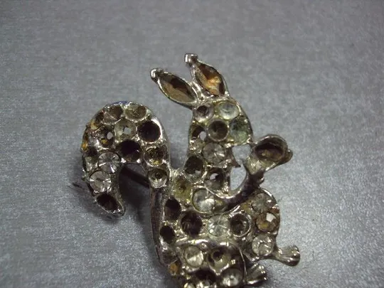 Бижутерия брошка брошь белочка белка (нет камушков) №10785 Інтернет-аукціон