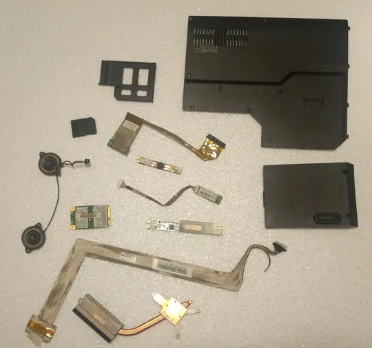 Купити Кришки, заглушки, додаткові плати з ноутбука ASUS F7Z