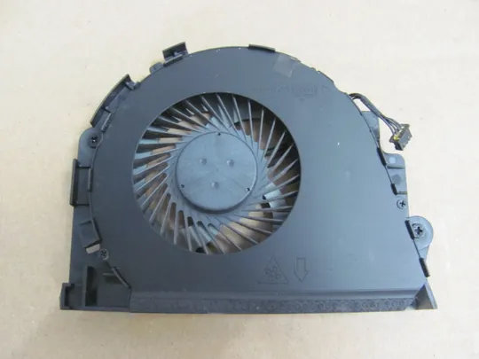 799-6 Вентилятор (кулер, FAN) 848251-001 DC28000GVF0 для HP EliteBook ZBOOK 15 G3  оригінал З аукціону