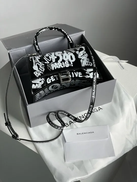 Сумка Balenciaga Hourglass Small Handbag Graffiti in Black 99206 Ціна