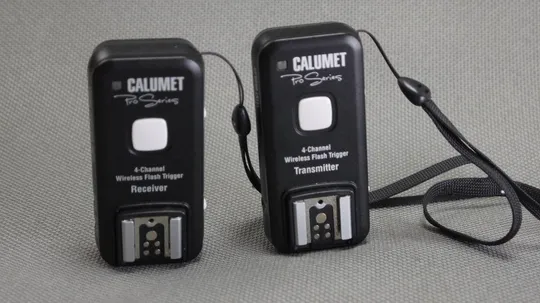 2шт. Calumet Pro Series комплект беспроводной вспышки для цифровых фотокамер Canon EOS Де купити