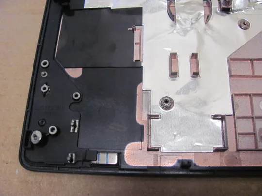 номер1002-1 корпус кришка Палмрест корпус топкейс Верхня панель палмрест cover-C тачпад  01VVYH  AP2V4000D02 для Dell Precision 7750 оригінал Недорого