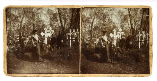 Стара стереопара стереофото стереоскопічна карточка На цвинтарі, 1900-ті рр. Росія Ціна