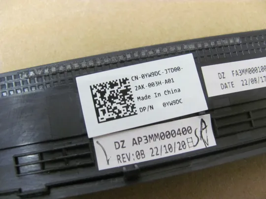 номер0977-1 рамка матриці matrix frame Окантовка дисплея Рамка екрана Корпус рамка матриці 0YW9DC AP3MM000400 для DELL Precision 7670 7680 оригінал Де купити