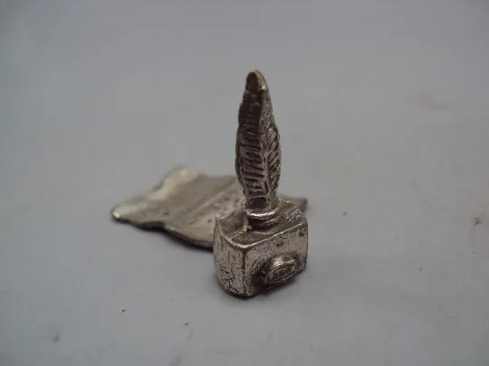 Фигура миниатюра статуэтка письмо перо с письмом серебро 800 проба вес 6,52 г высота 2,7 см №36 Характеристики