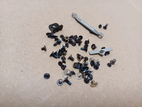 Купити номер1062-21 комплектуюче кріплення гвинти для Dell Latitude 5500 5501 5510 5511 Precision 3540 3541 3551  оригінал