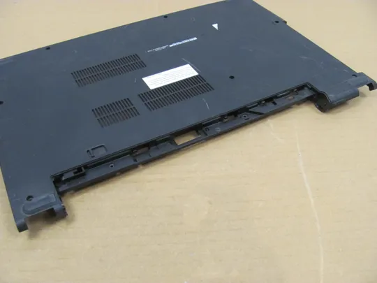 номер0248-9 Кришка дно піддон корпуса 00MRCR  для Dell Vostro 15-3000 V3562 3565 V3568 оригінал Де купити