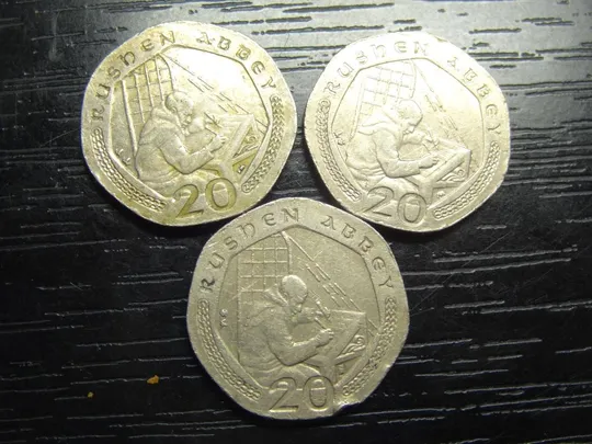 20 пенсів Мен 2002 (три різновиди) AA/AB/BA Ціна