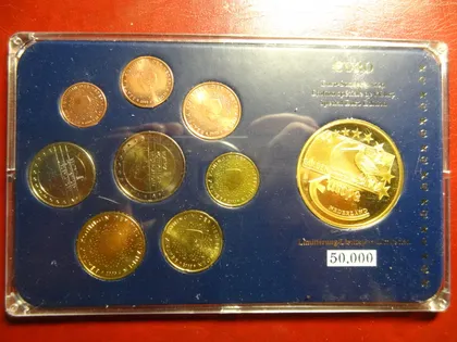 фото, Комплект євромонет Нідерландів 2003 UNC (Королева Беатрікс) повний комплект + медаль
