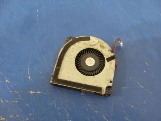 №241-16 Вентилятор (кулер, FAN) G61C00007110 для TOSHIBA TECRA R840 R845 оригінал Ціна