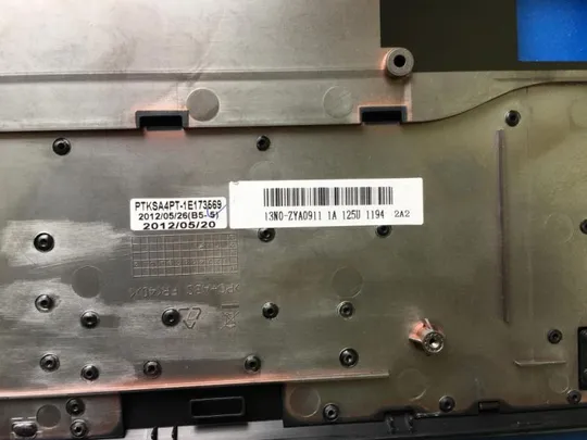 №305-2 Кришка панель палмрест та тачпад для FUJITSU NH532 З аукціону