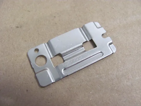 Купити 610-6 комплектуюче кріплення корпусу  для HP EliteBook ZBOOK 17 G3  оригінал