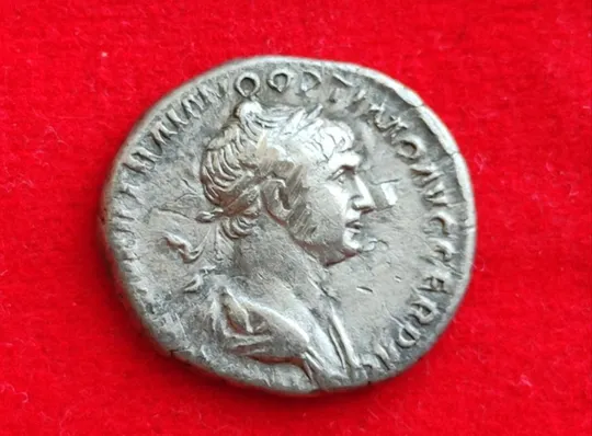Редкий денарий Воплощение Доблести ,император Траян,серебро gt236. Ціна