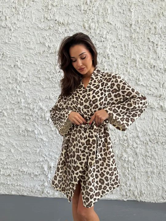Купити Халат короткий з мусліну (100% бавовна) принт Лео коричневий