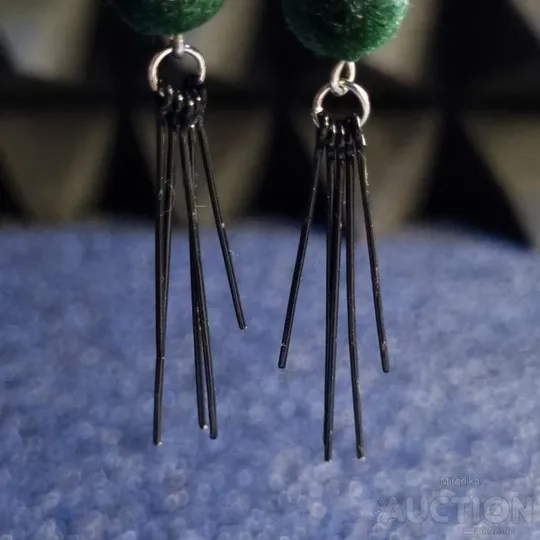 Стильні сережки цвяшки Продаж