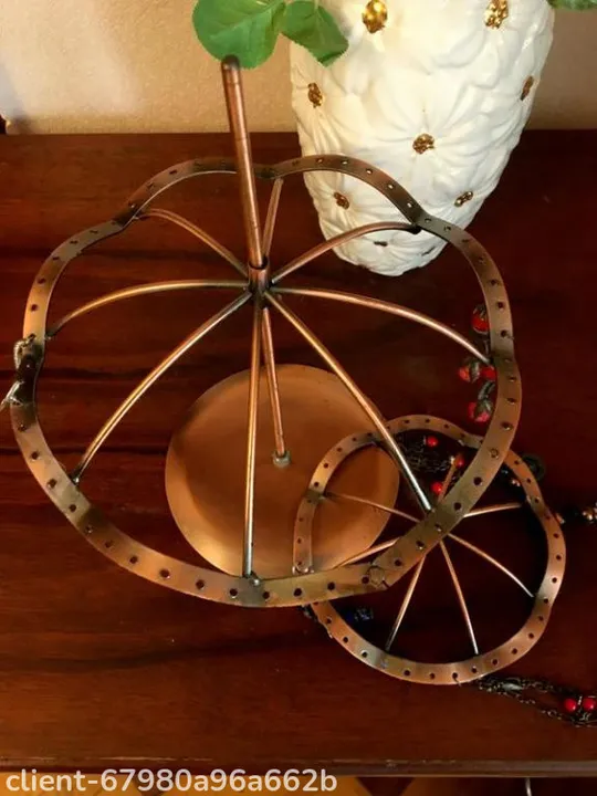 Купити Оригінальна металева підставка органайзер для зберігання прикрас/біжутерії у вигляді парасольки