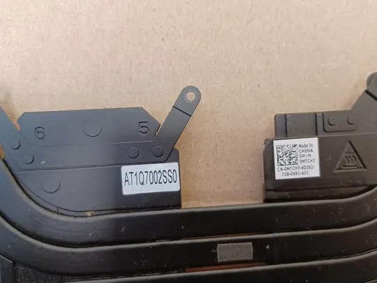 номер1058-17 система охолодження 0MTCH7 AT1Q7002SS0  для Dell Alienware 13 R3 Охолоджувальна система Кулери та системи охолодження Охолодження материнської плати cooling system Кулер Охолоджувальний блок оригінал З аукціону