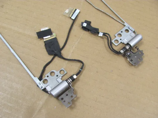 Купити 845-6 кріплення матриці з петлями 34.46L14.XXX зі шлейфом 60.46L22.001  для Dell Inspiron 14 7437 оригінал