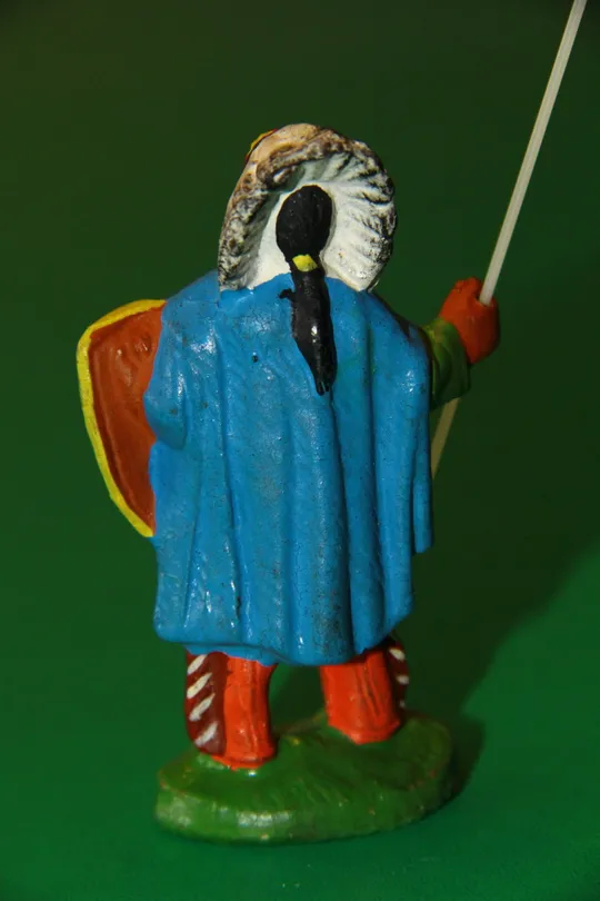 Купити ВОЖДЬ ІНДІАНЕЦЬ ІЗ ЩИТОМ ТА СПИСОМ индеец 70-75мм ГДР (масса-композит) LISANTO Антон Редер