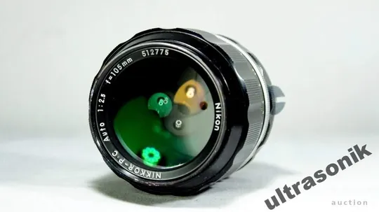 Отличный Nikon объектив портретник Nikkor-P.C Auto 105mm/2.5 Ai Ф52mm Вживане Ціна
