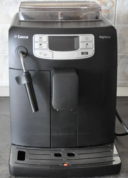 Кофемашина Philips Saeco Intelia HD8751 1850W Ціна