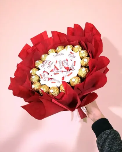 фото, Букет з цукерок Ferrero Ферреро Роше (15 шт.) в руку зелений