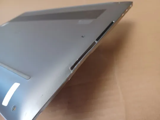 номер1051-11 Кришка дно піддон корпуса Нижний корпус для ноутбука Низ Корпус D AM37F000313 09RFWJ для Dell Precison 15 5550 5560 5570  оригінал Інтернет-аукціон