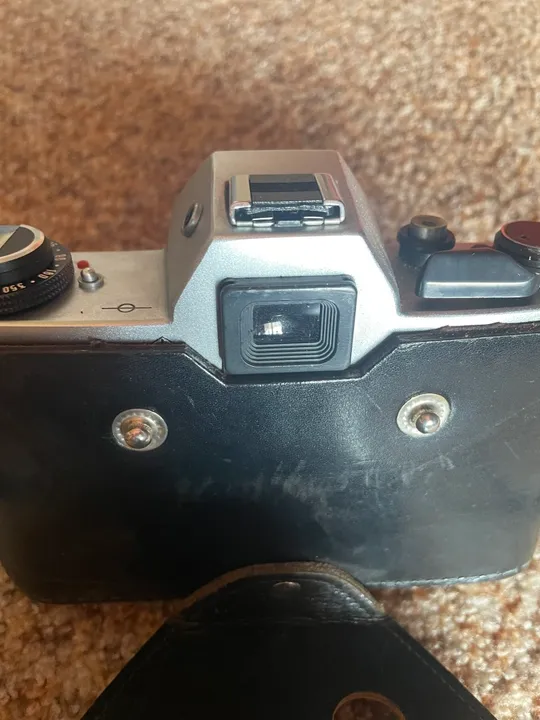 Фотоапарат Київ-19 + об’єктив Геліос-81Н З аукціону