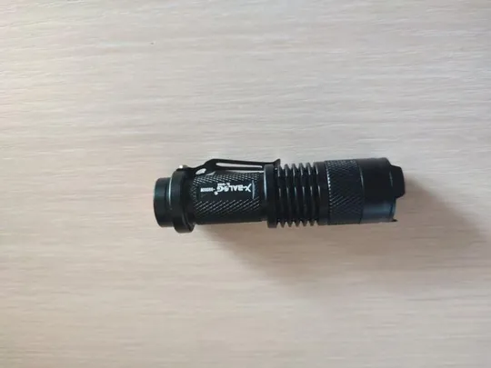 Ліхтарик bl 8468 Де купити