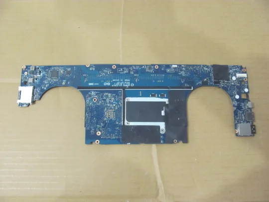 Купити номер0910-2 материнська плата Mainboard,Материнка,Основна плата,Системна плата,Плата системи,Laptop motherboard,мамка,ноутбучна плата AAM00 LA-C361P  i7-6700HQ SR2FQ для  Dell Precision 5510, XPS 15 9550  оригінал