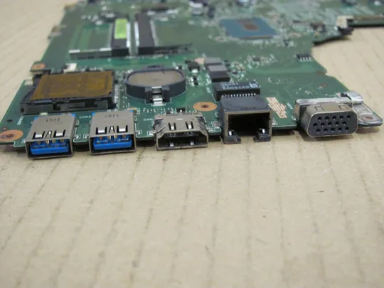 номер0178-19 материнська плата,Mainboard,Материнка,Основна плата,Системна плата,Плата системи,motherboard i5-5200U SR23Y 69N01BMATA01 для MEDION E6424 оригінал Де купити