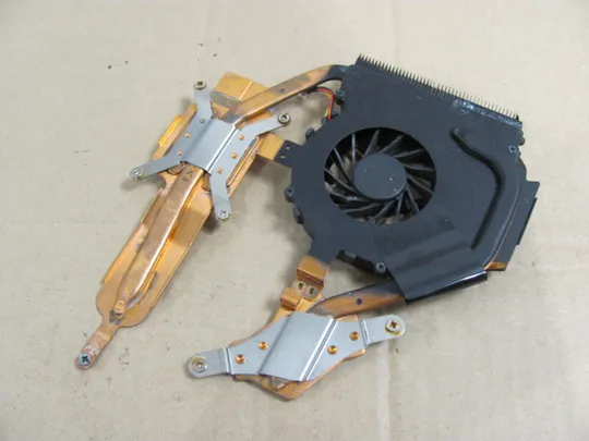 номер0288-25 система охолодження Кулер Охолоджувальний блок Охолоджувальна система Кулери та системи охолодження Охолодження материнської плати cooling system  3QZB1TATN31  для  Acer Aspire 5670 5673 5600 оригінал Ціна