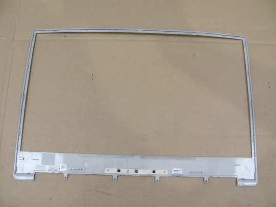 642-5 рамка матриці 13N1-5LA0Y11 для MEDION AKOYA  S6445 оригінал З аукціону