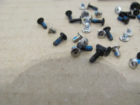 549-27 комплектуюче для SAMSUNG NP530 530U NP530U4C NP535 оригінал З аукціону