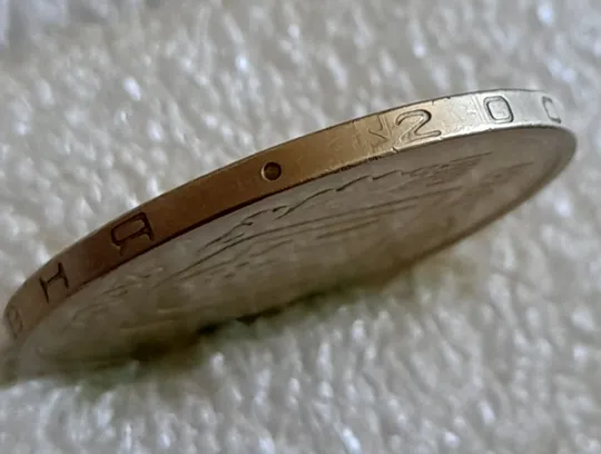 Купити (6688) 1 гривня 2002 цікавий брак на гурті (1 гривна 2002 брак)