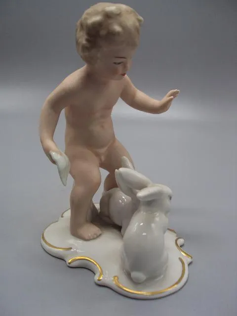 Фигура фарфор Германия Wallendorf Валлендорф путти мальчик и зайчики зайчата ребенок и зайцы №14346 Недорого