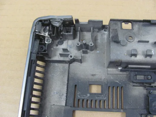 876-3 Кришка дно піддон корпуса 652649-001  для HP EliteBook 8560W 8570W  оригінал Характеристики