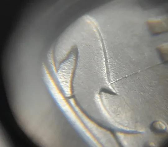 (6314) 5 копійок 1992 розкол на реверсі від канту через вінок між 4 та 5 гронами та "Й" (5 копеек 1992 брак) Де купити