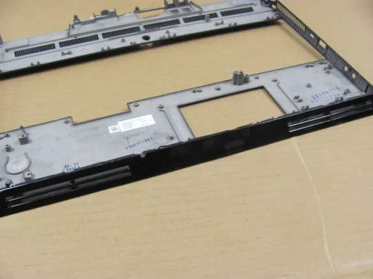 767-1 Кришка панель палмрест 0036Y0 AM2F1000701  для Dell Alienware Area 51m  оригінал Інтернет-аукціон